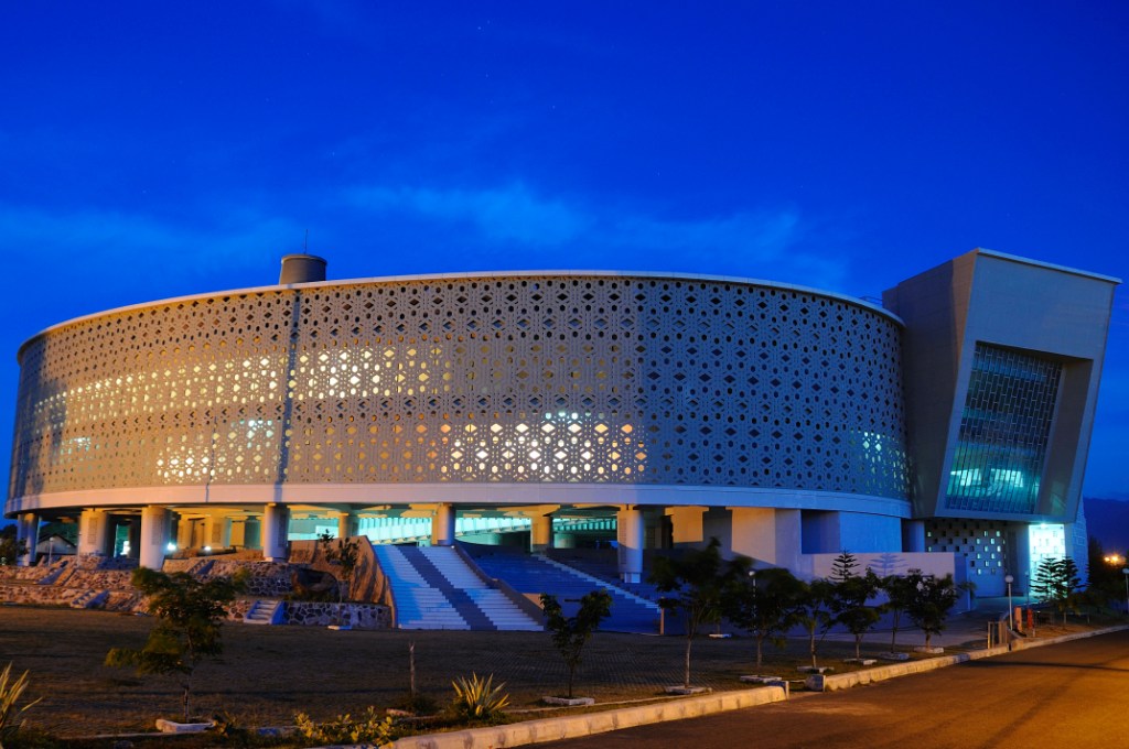 Museum Tsunami Aceh (http://disbudpar.acehprov.go.id/)