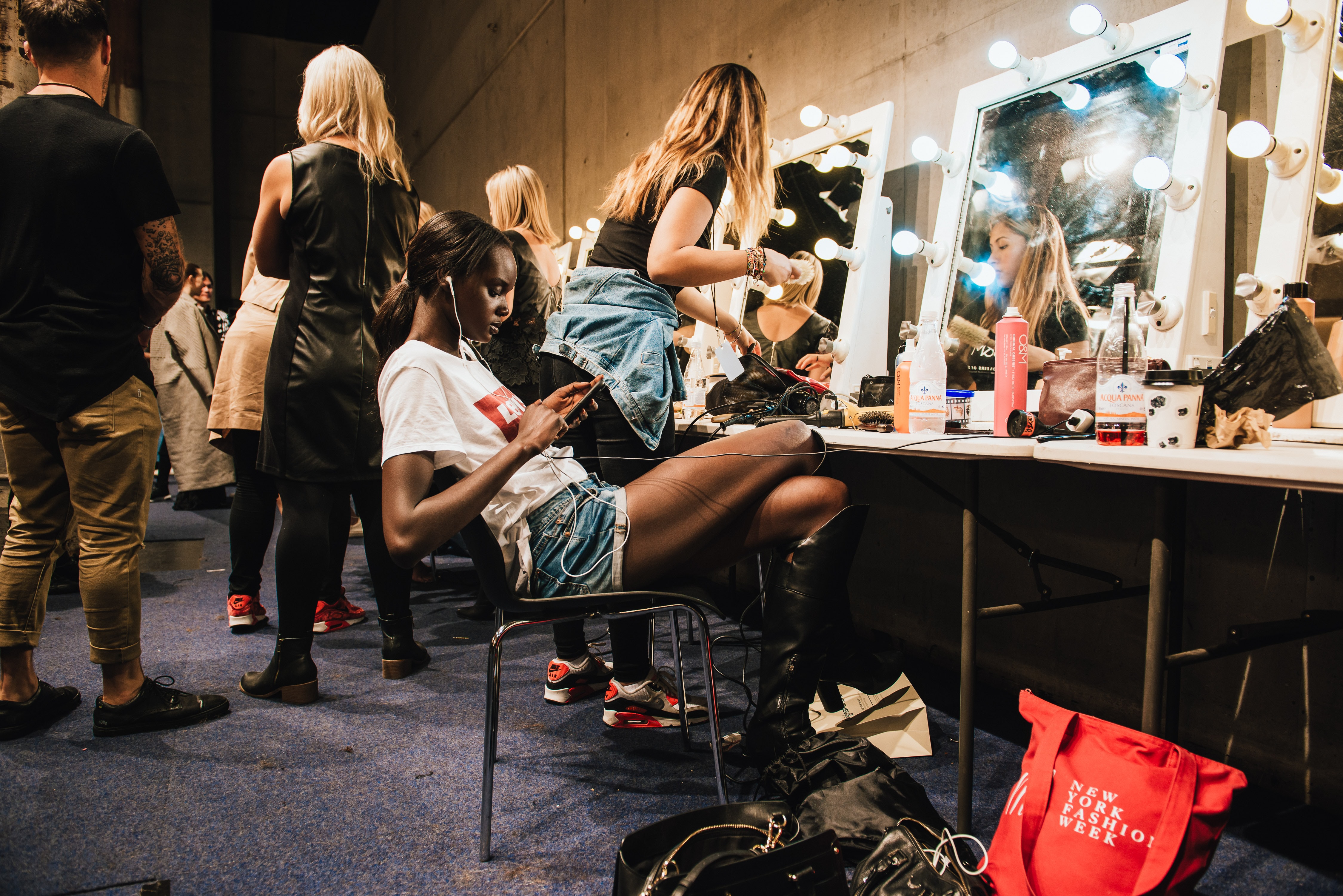 Fashion show backstage (Photo by Flaunter on Unsplash)