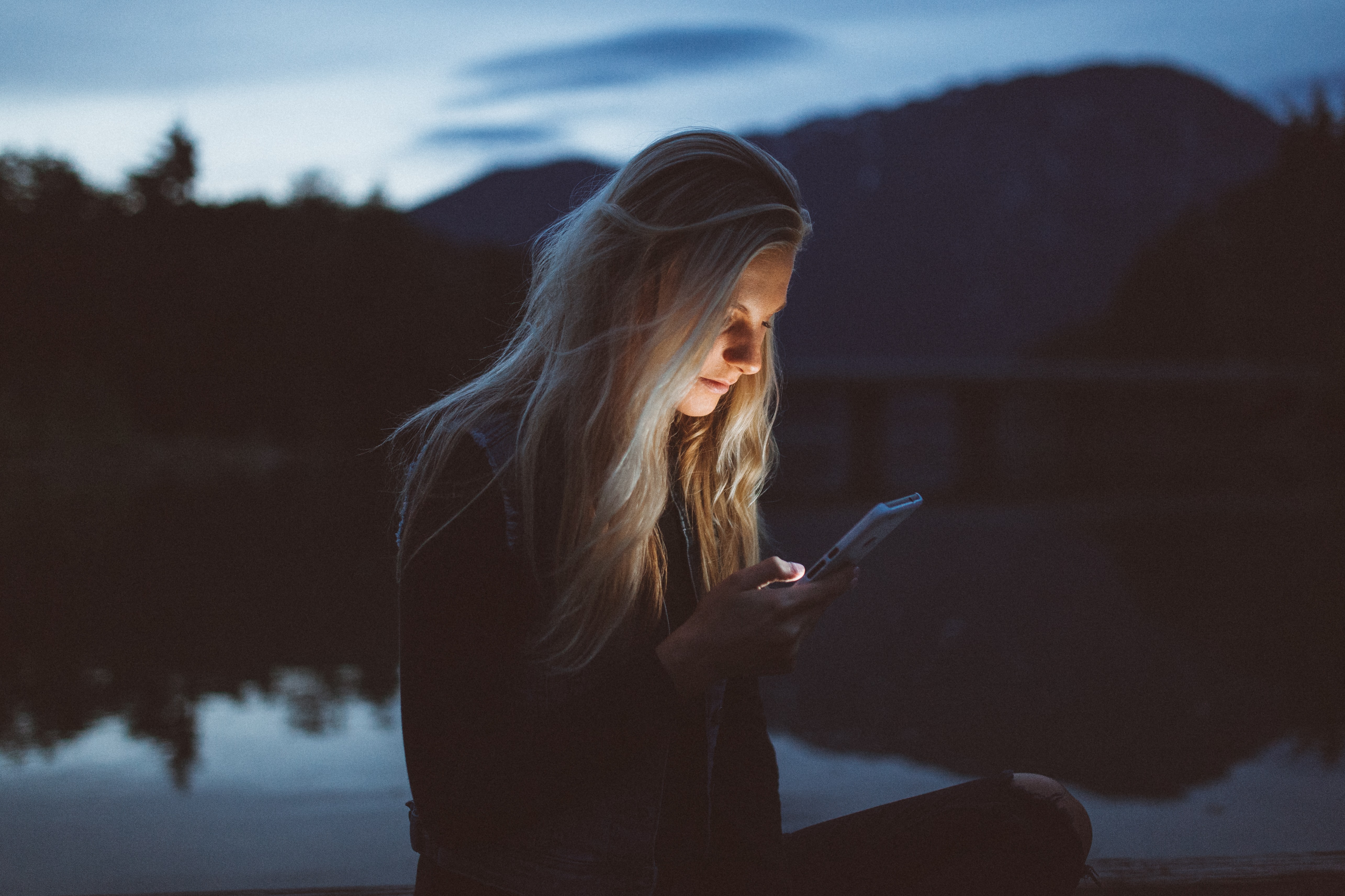 Ilustrasi kecanduan media sosial. (Dok. Becca Tapert dari Unsplash)