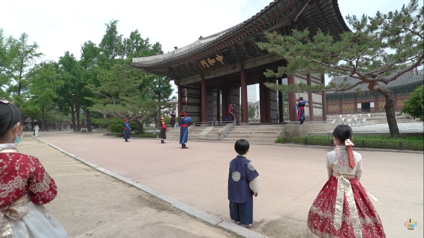 Istana Deoksugung (Dok. Kimbap Family)