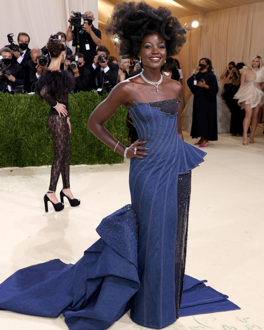 Lupita Nyong'O (Dok. Versace Instagram)
