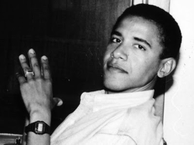 Potret Obama muda dengan Casio F-91W (dok: Reddit)