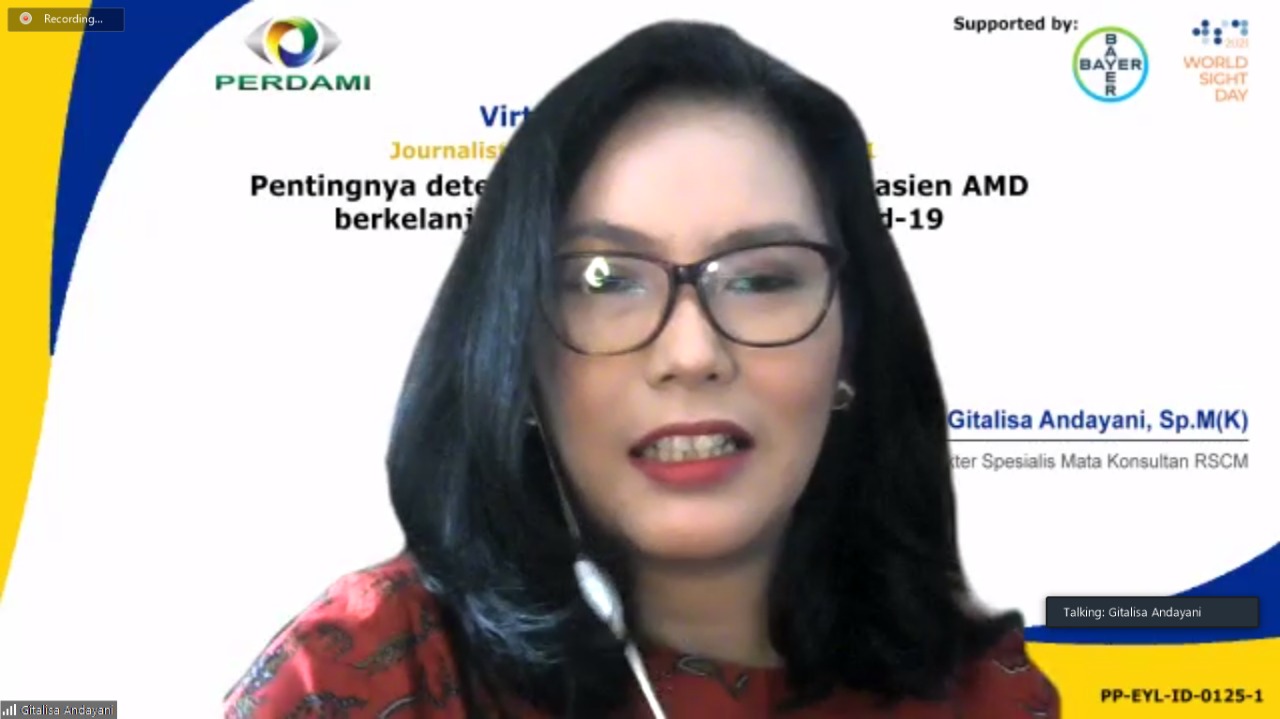 Dr. Gita saat memaparkan risiko AMD