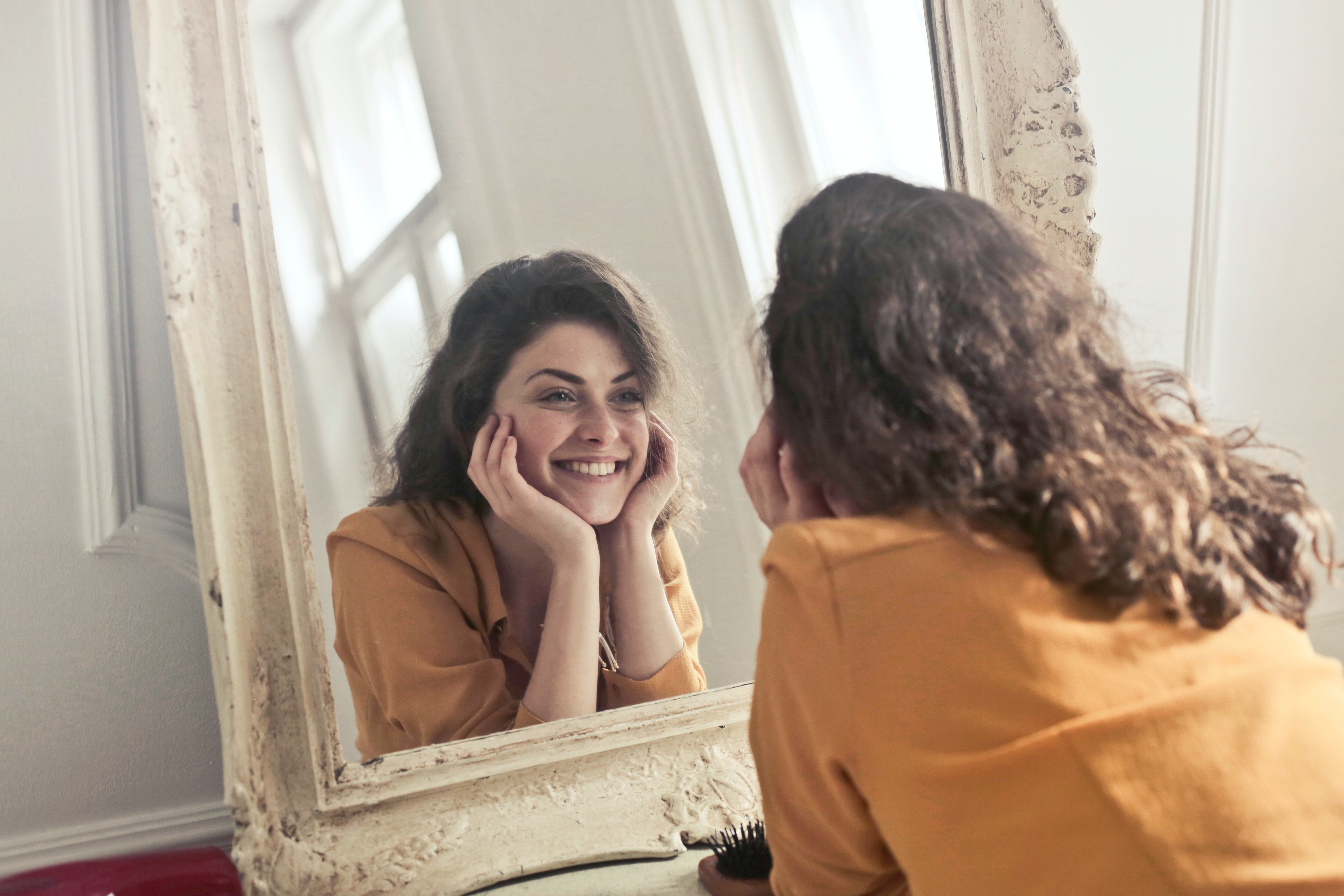 Percaya diri adalah salah satu karakteristik sikap mental positif (Dok. Andrea Piacquadio/Pexels)