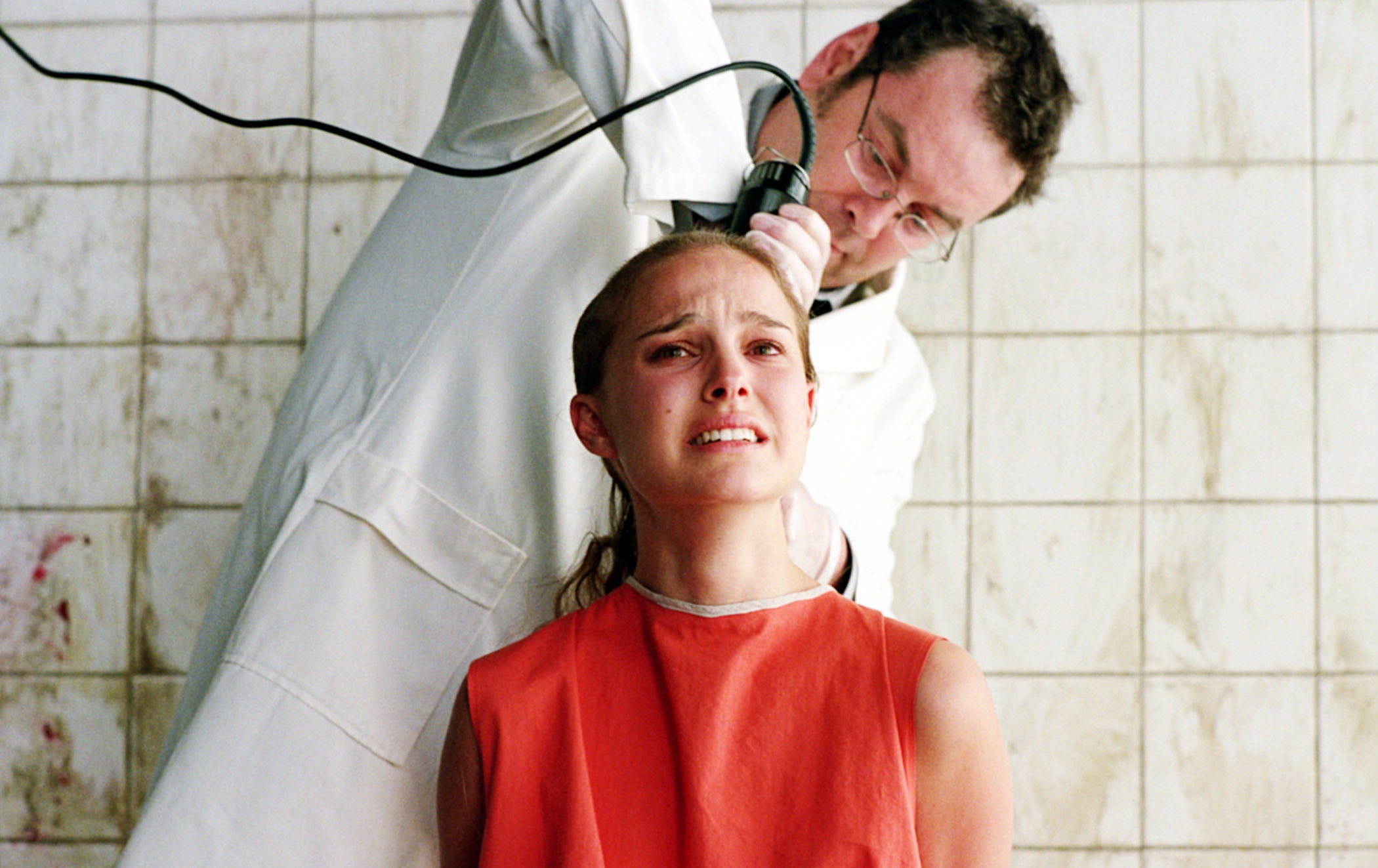 Natalie Portman di film V for Vendetta. (Dok. Warner Bros.)