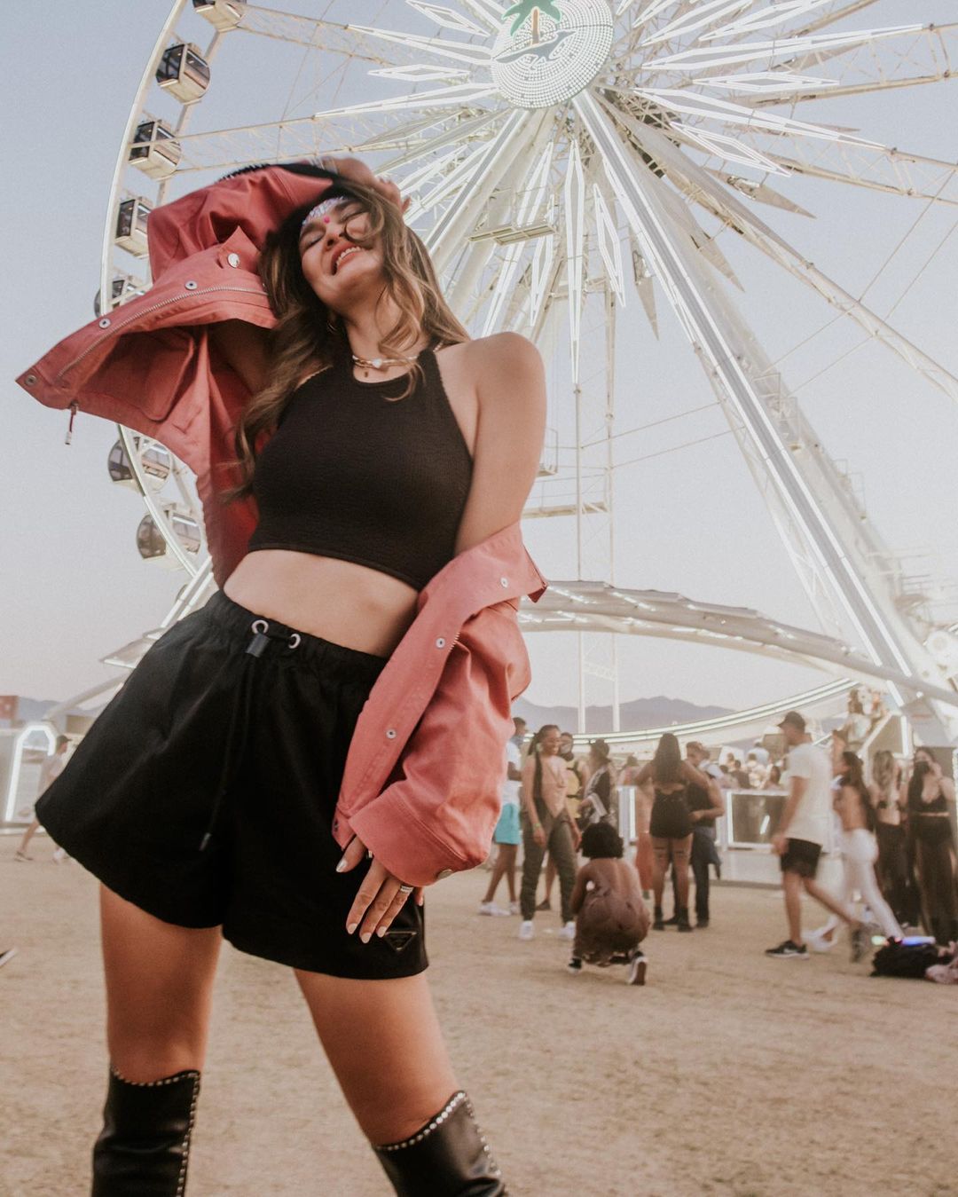 Luna Maya saat datang ke Coachella (Sumber gambar: Luna Maya/Instagram)