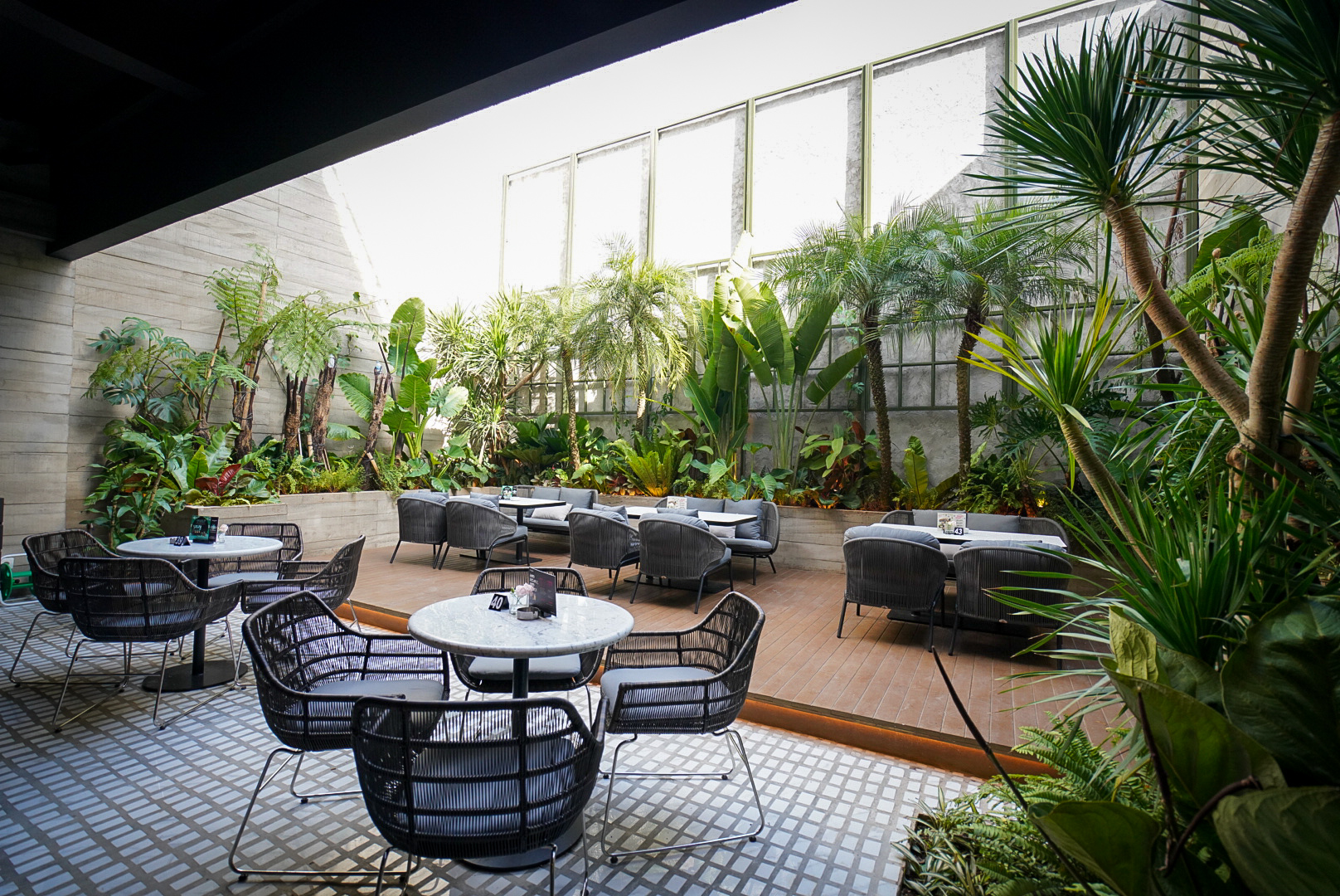 Tampilan dalam Greyhound Cafe Menteng, Jakarta. (Sumber gambar: Arena Group)