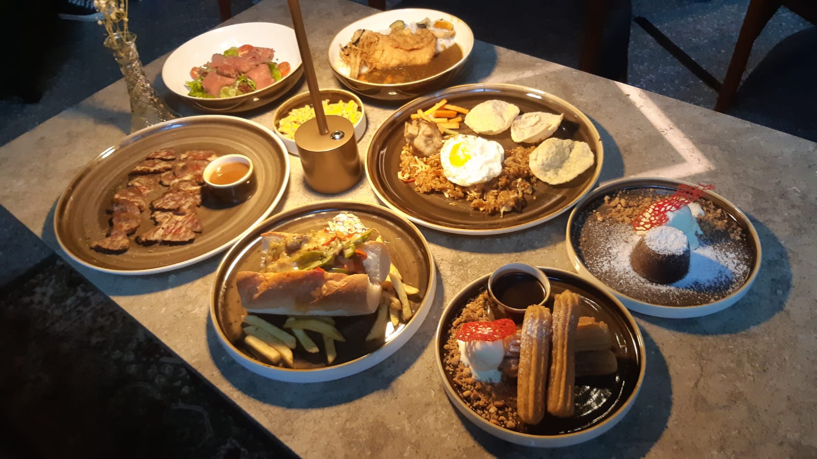 Menu makanan premium yag dihadirkan Leon Goldstein. (Sumber gambar : Desyinta Nuraini)