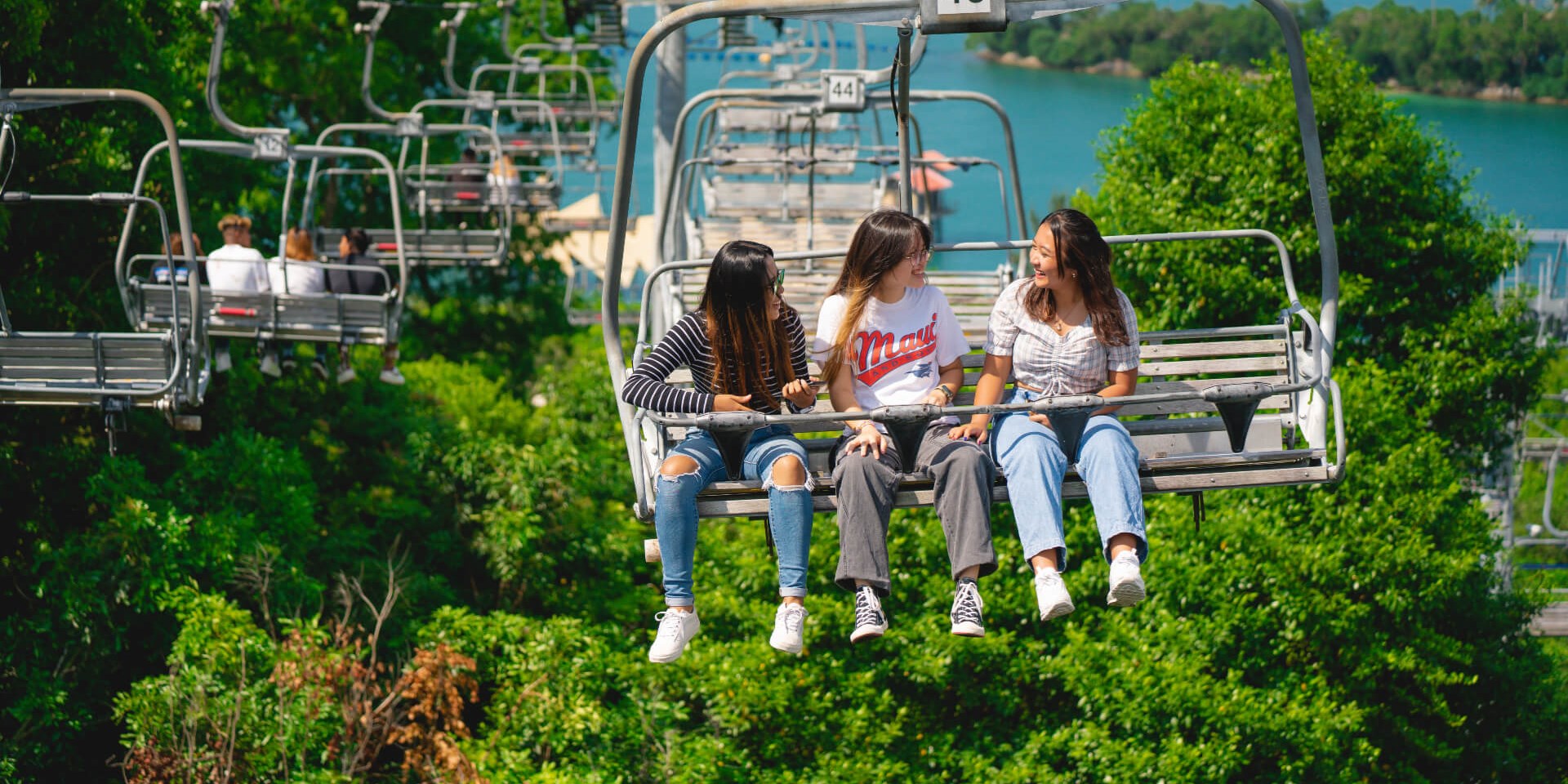 Sentosa Luge & Skyride (Sumber gambar: skylineluge.com)