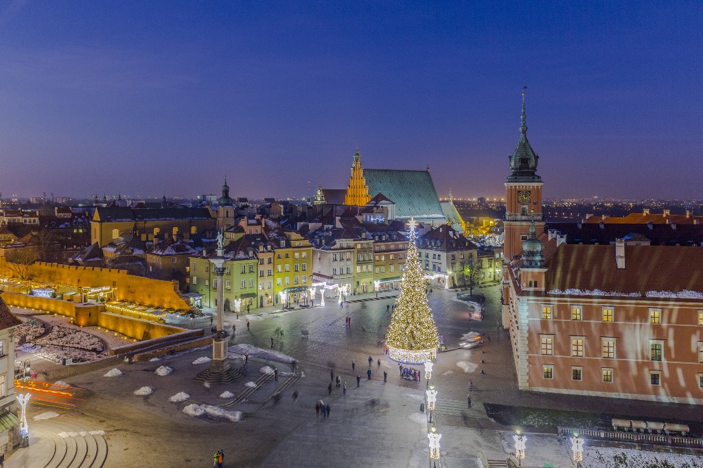 Kota Tua Warsawa (Sumber gambar : Warsawtour)