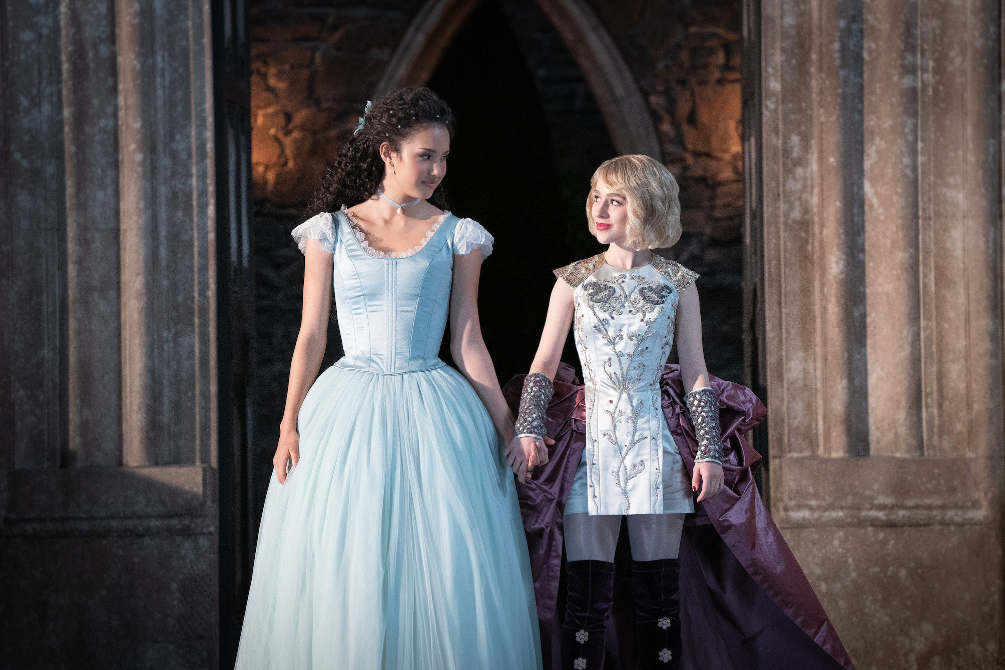 Cuplikan film The School for Good and Evil. (Sumber gambar: Netflix)