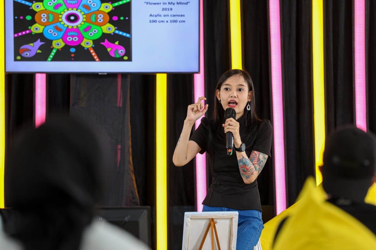 Seniman Hana Madness dalam sesi workshop dan creatalks di Playfest 2022 (Sumber: Hypeabis.id/Abdurachman)