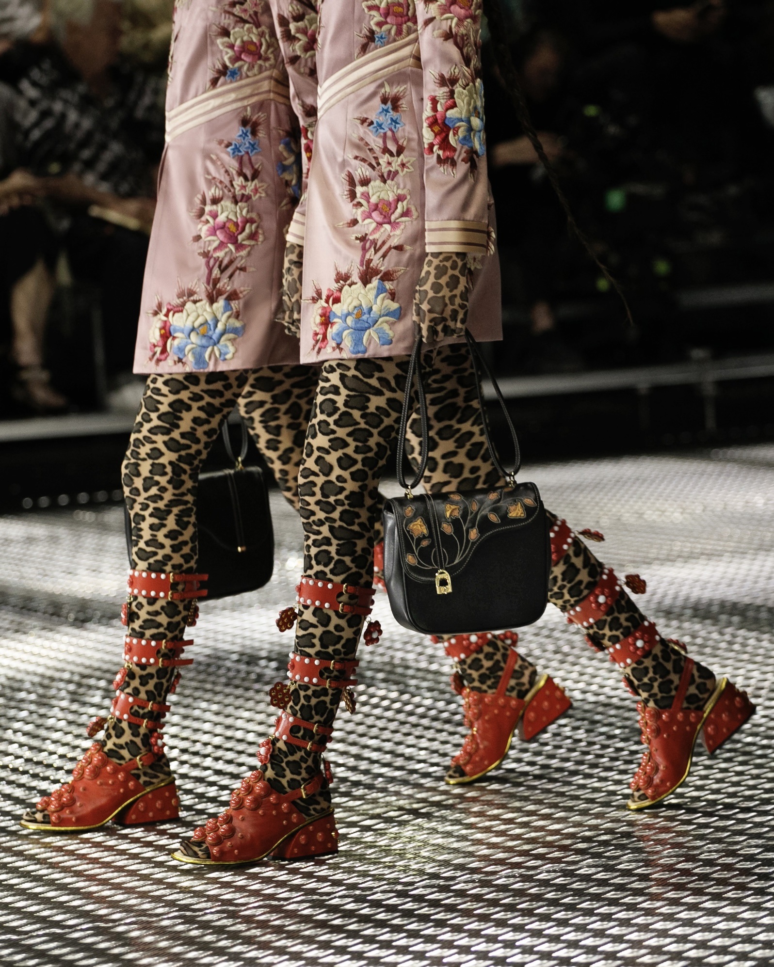  Gucci Twinsburg. (Sumber gambar: Gucci)