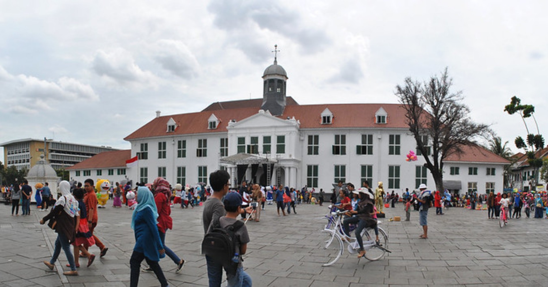 Ilustrasi Museum Sejarah Jakarta (sumber gambar filckr)