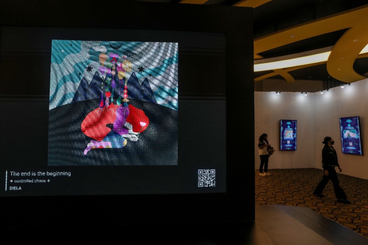 Art Moments Jakarta 2022 di Grand Ballroom, Sheraton Grand Jakarta Gandaria City, Jumat (4/11/2022). (Sumber gambar: Hypeabis.id/Eusebio Chrysnamurti)