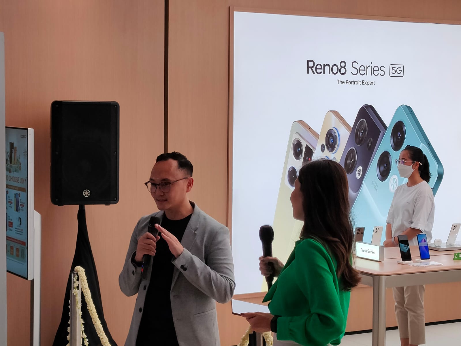 Retail Director Oppo Indonesia,  Yosie Haria Agung (sumber gambar Hypeabis.id/Prasetyo Agung)