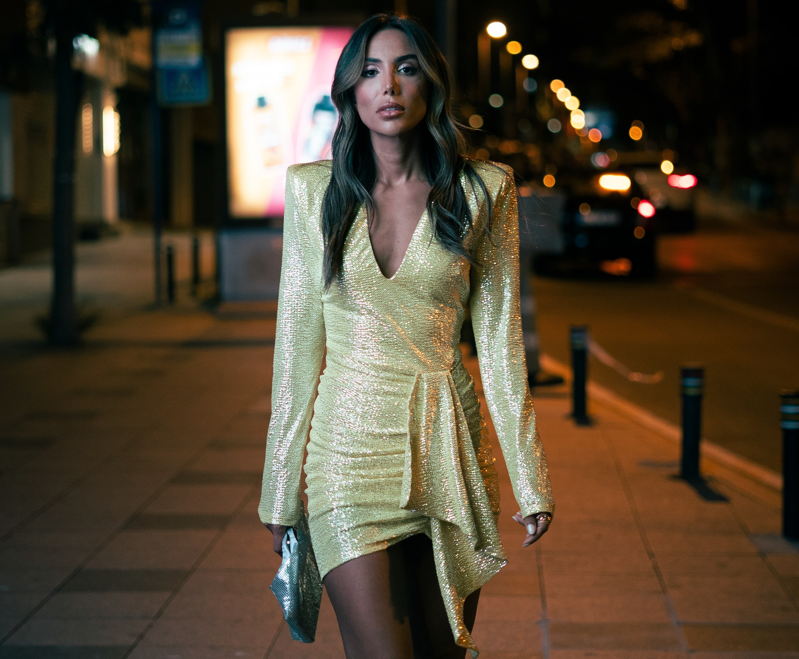 Sparkling dress (Sumber gambar: Ali Shot/Pexels)