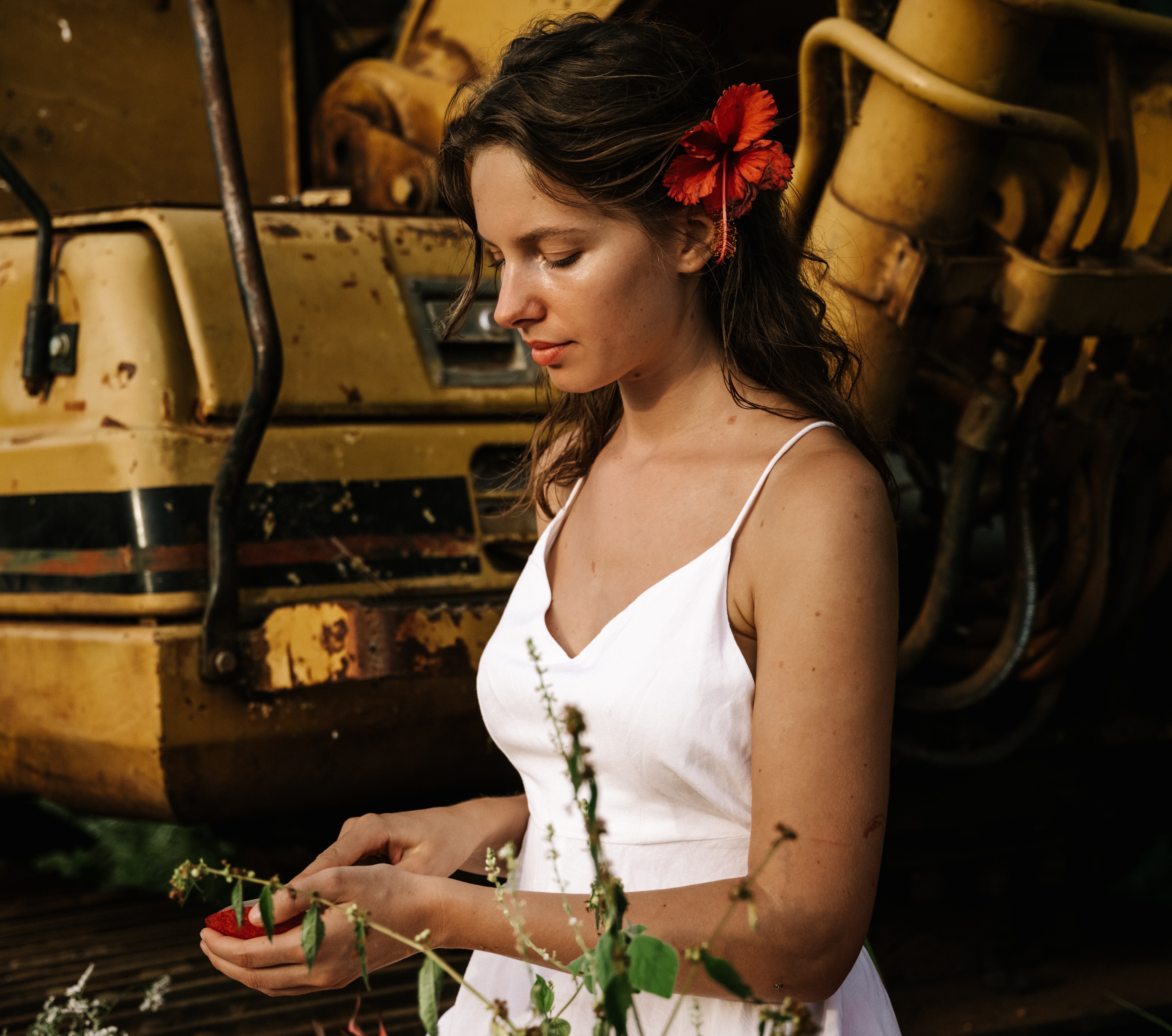 Tie Dress (Sumber gambar: Roman Odintstov/Pexels)