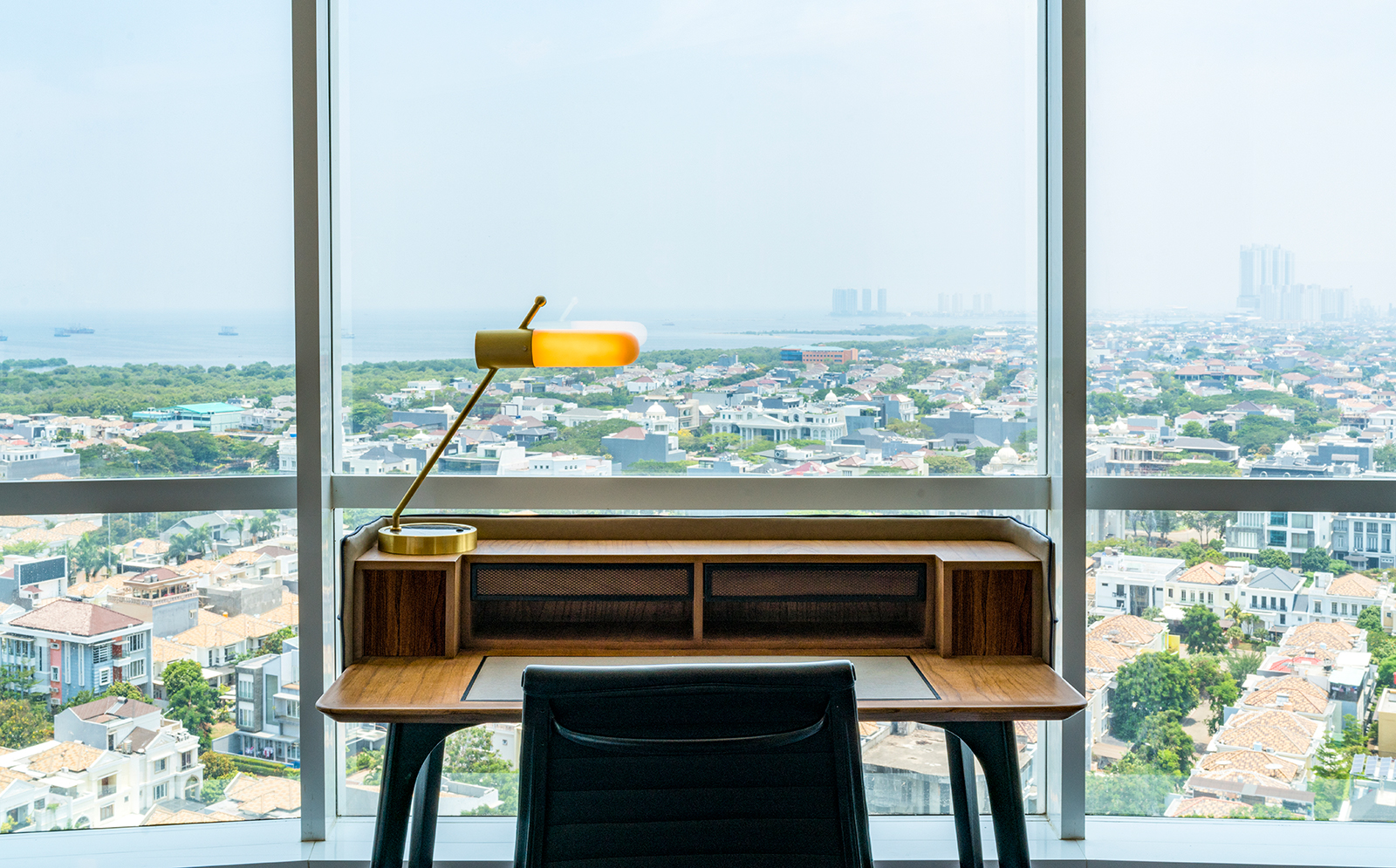 sumber gambar ( Swissotel Jakarta PIK Avenue)