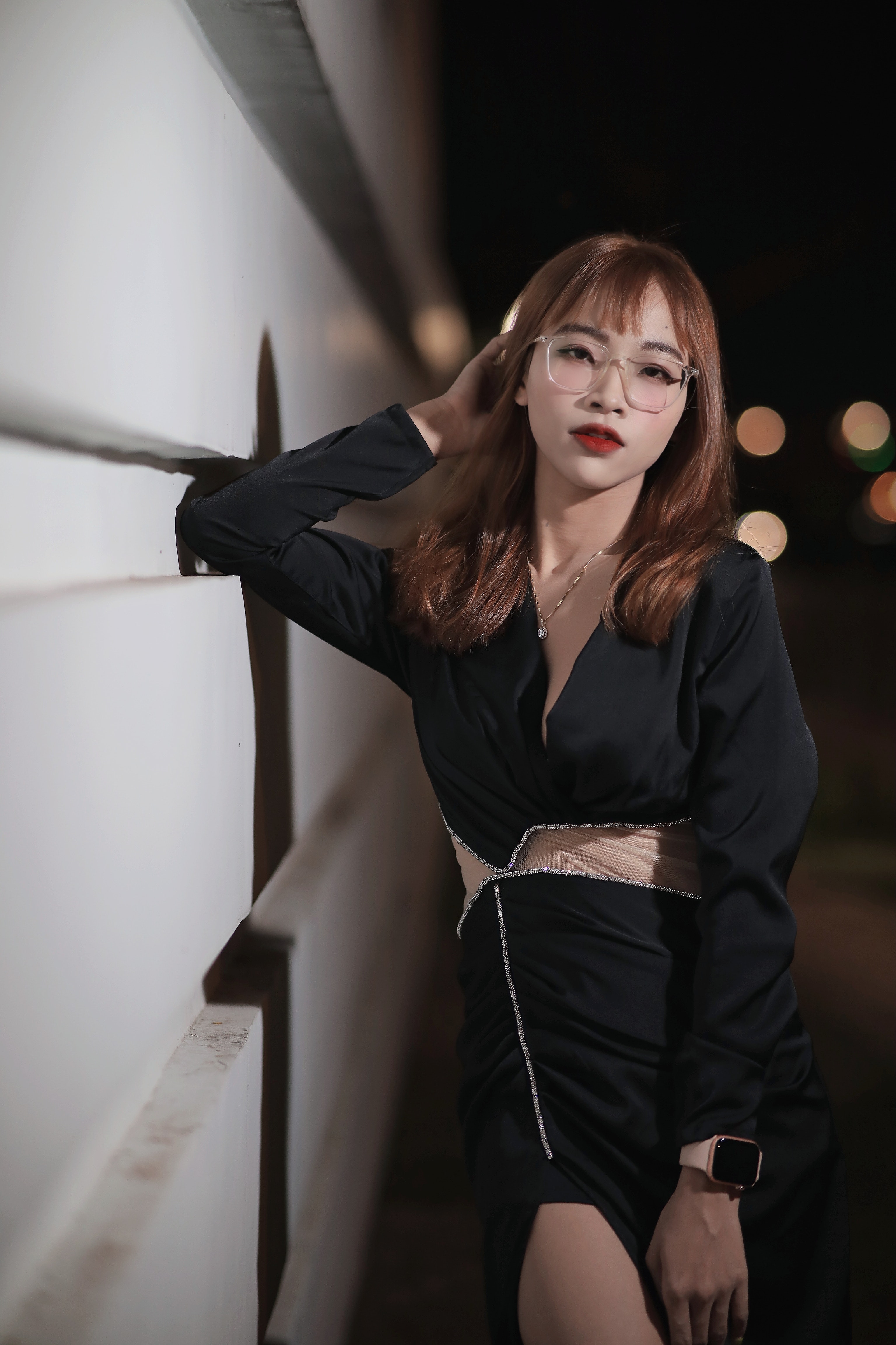 Asymmetrical two piece (Sumber gambar: Dang Thanh Tu/Pexels)