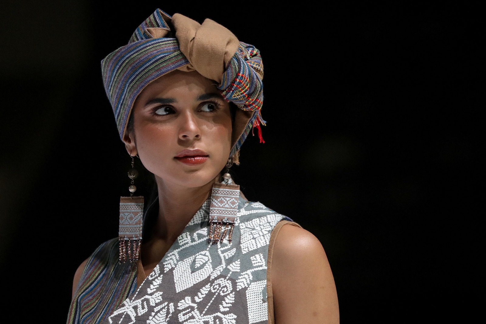 Panggung Nusantara Heritage di Indonesia Fashion Week (IFW) pada Sabtu, 25 Februari 2023. (Eusobio/Hypeabis.id)