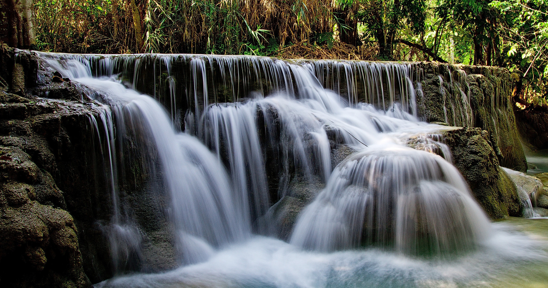 Curug Putri Kencana adalah salah satu destinasi wisata di  Sentul (sumber gambar ilustrasi: pexels/pixabay)