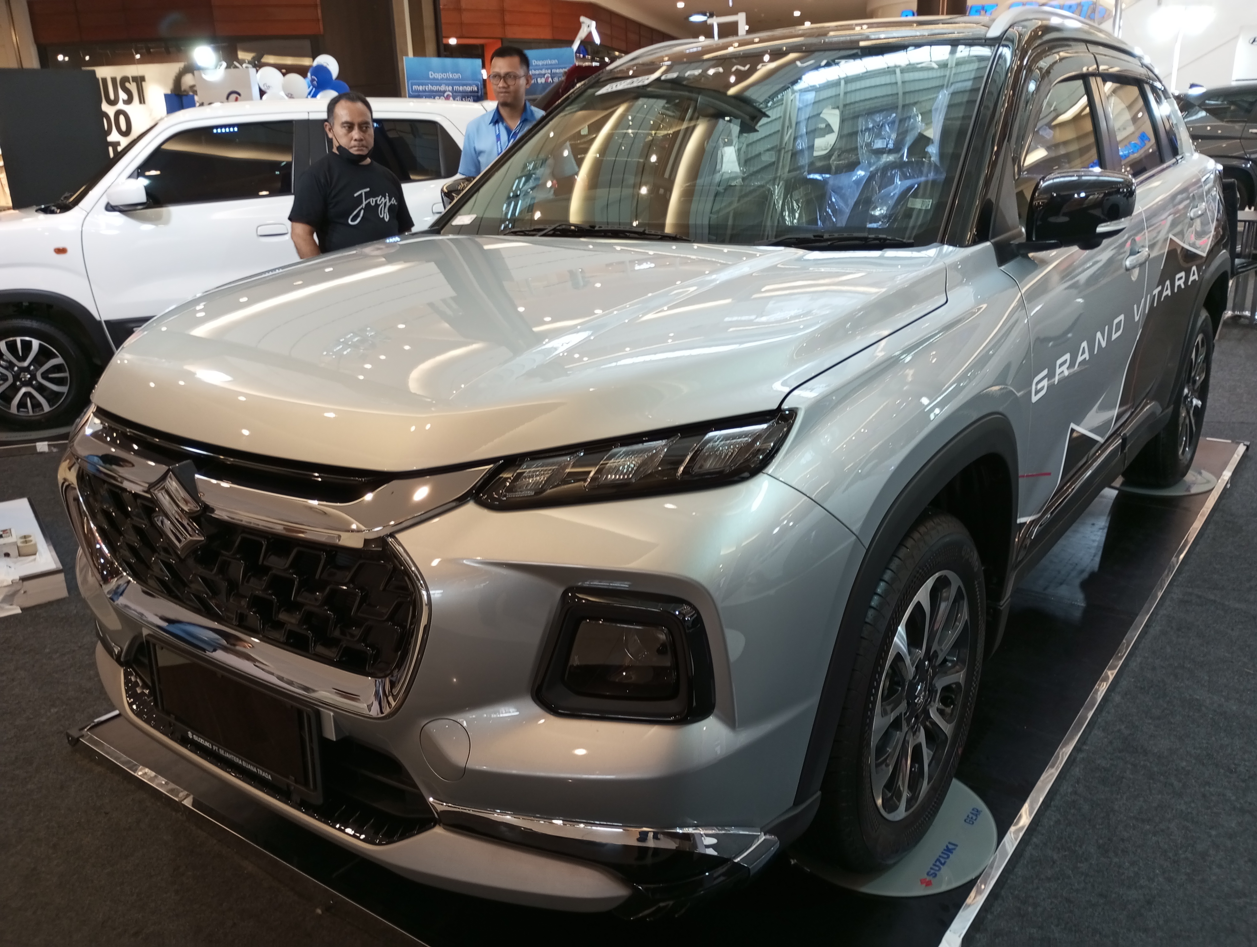 Suzuki Grand Vitara 2023 (Sumber Gambar: Hypeabis.id/Yudi Supriyanto) 