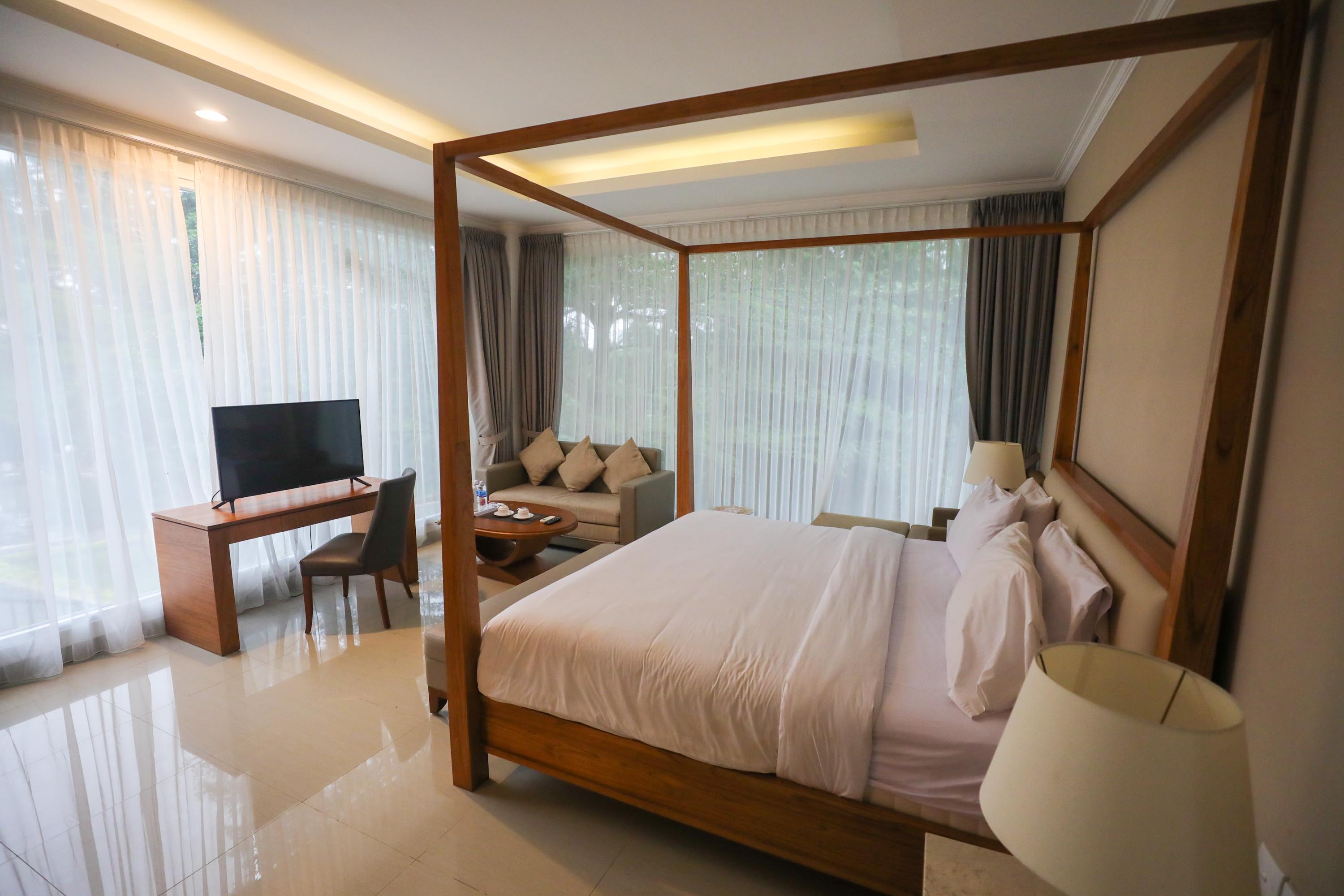 Suasana salah satu kamar di guest house Adiroso (Sumber gambar: Hypeabis.id/Himawan L. Nugraha)
