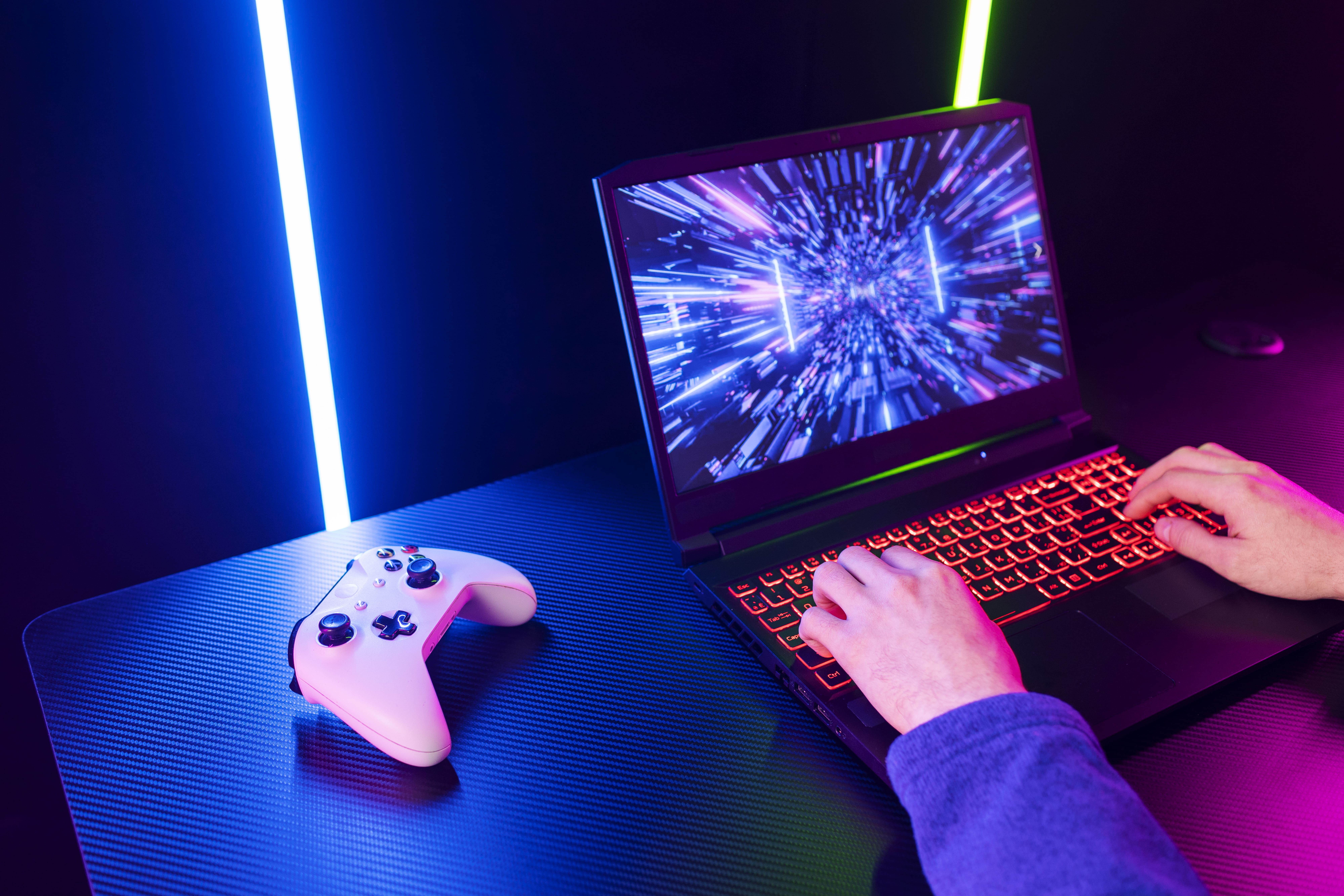Ilustrasi laptop gaming (Sumber gambar: Freepik)