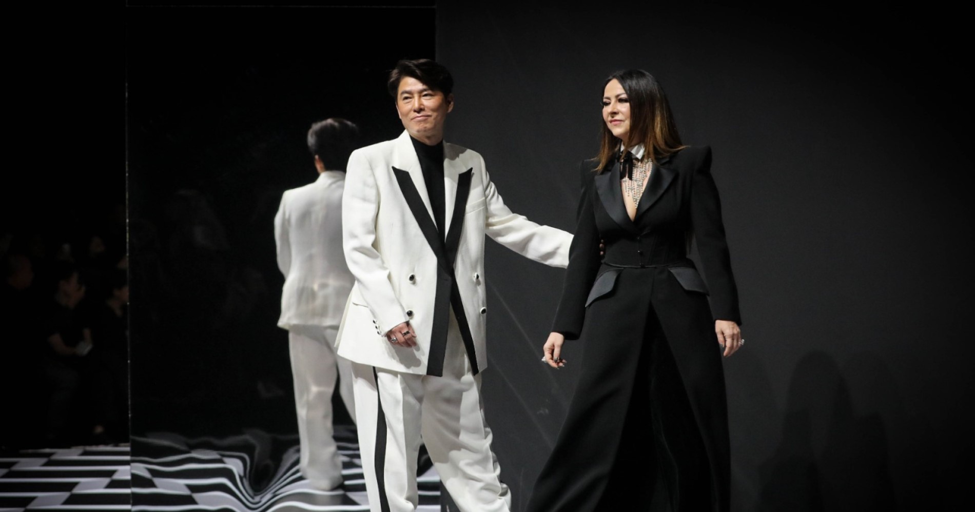 Sebastian Gunawan dan Christina Panarese (Sumber Foto: Hypeabis.id/Eusbio Chrysnamurti))