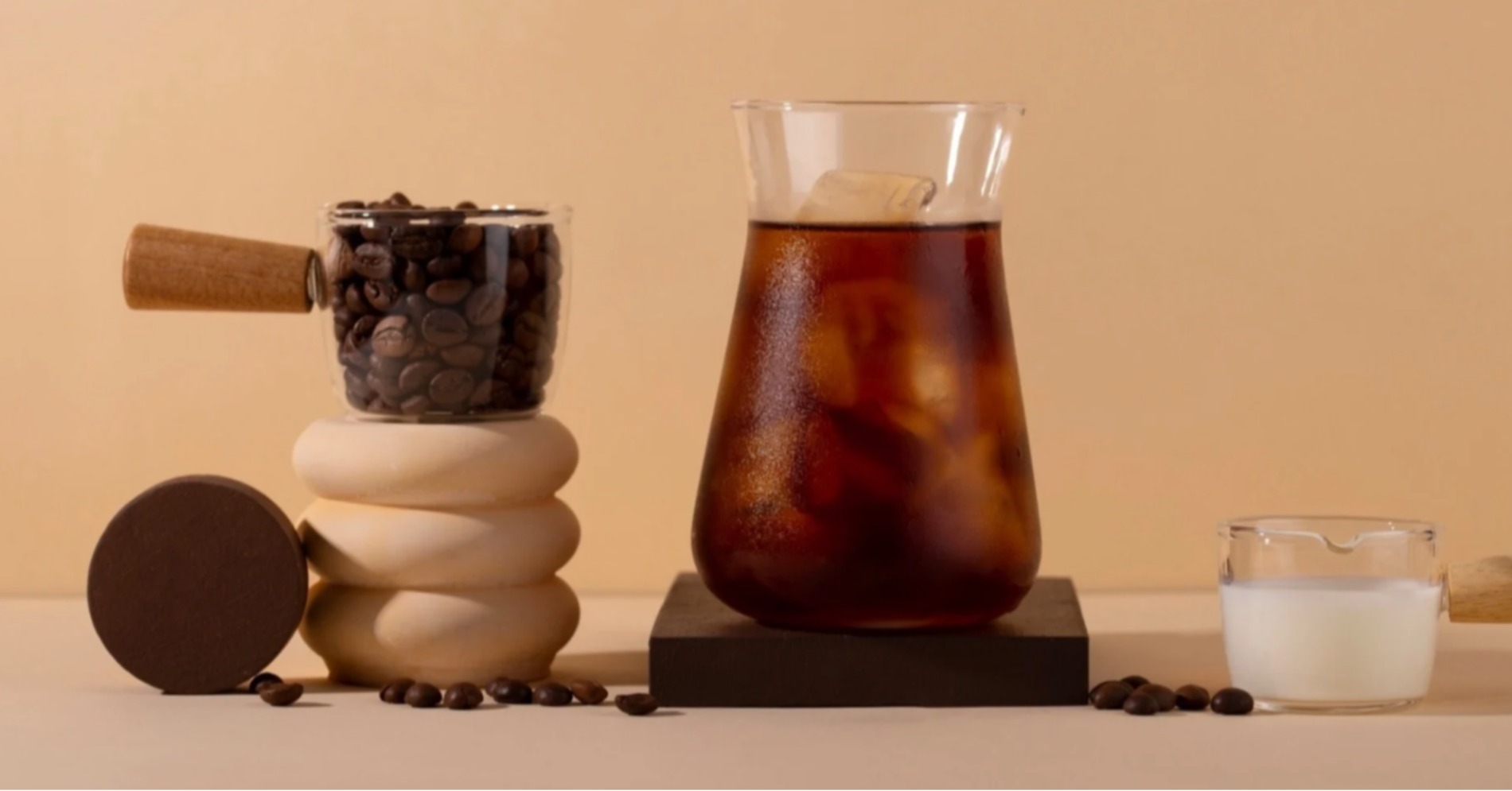 Cara Bikin Kopi Cold Brew Pakai Toples Kaca dan Saringan