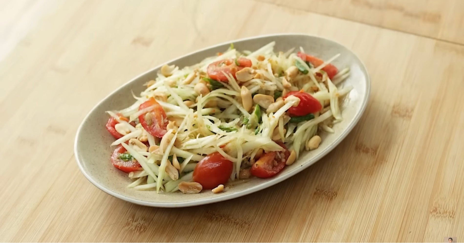 Mengulik Resep Som Tam Thailand ala Chef Devina Hermawan
