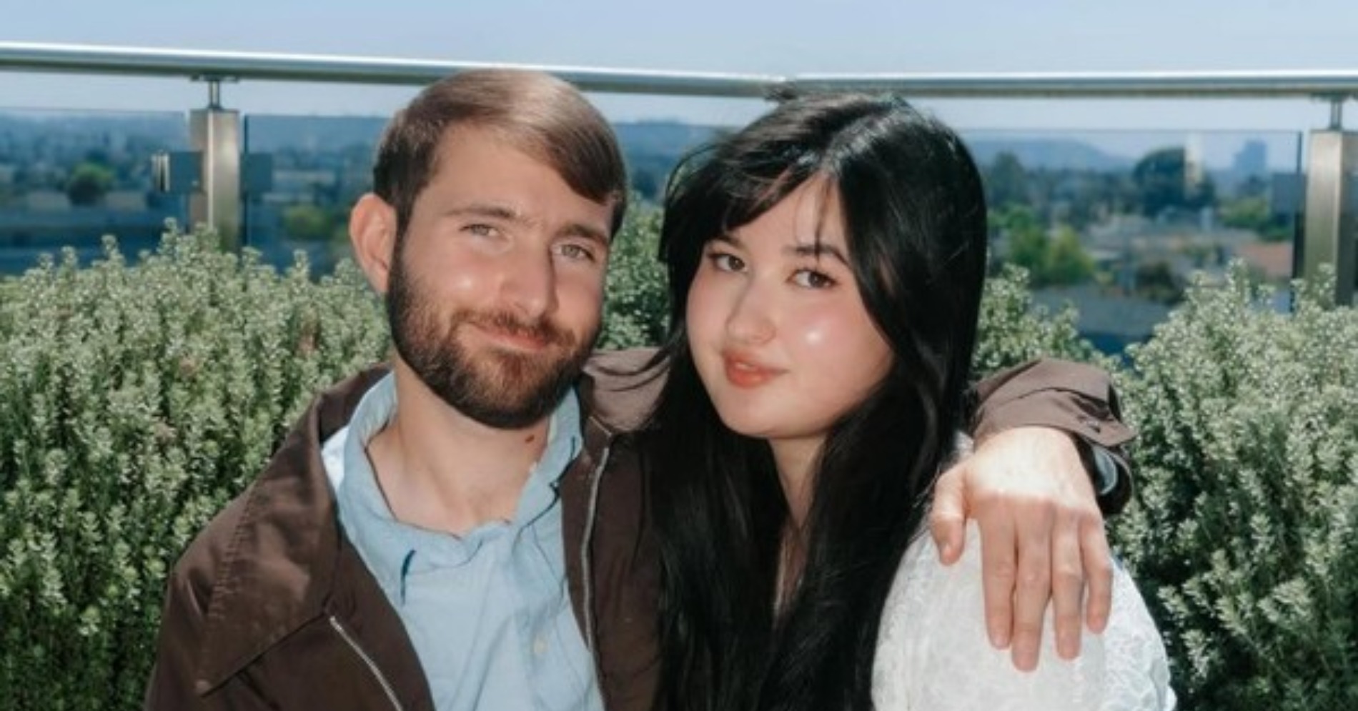 Stephanie Poetri Umumkan Telah Menikah di Los Angeles