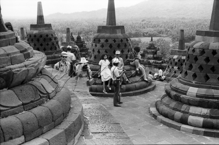 LOMBA FOTO EKSPRESI KEMERDEKAAN