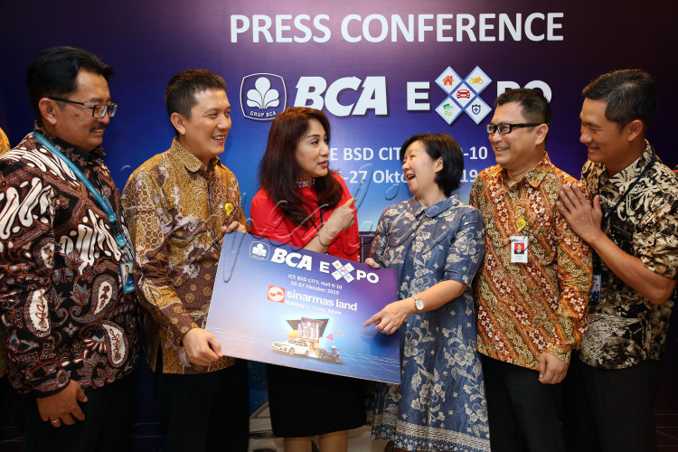 LOMBA FOTO EKSPRESI KEMERDEKAAN