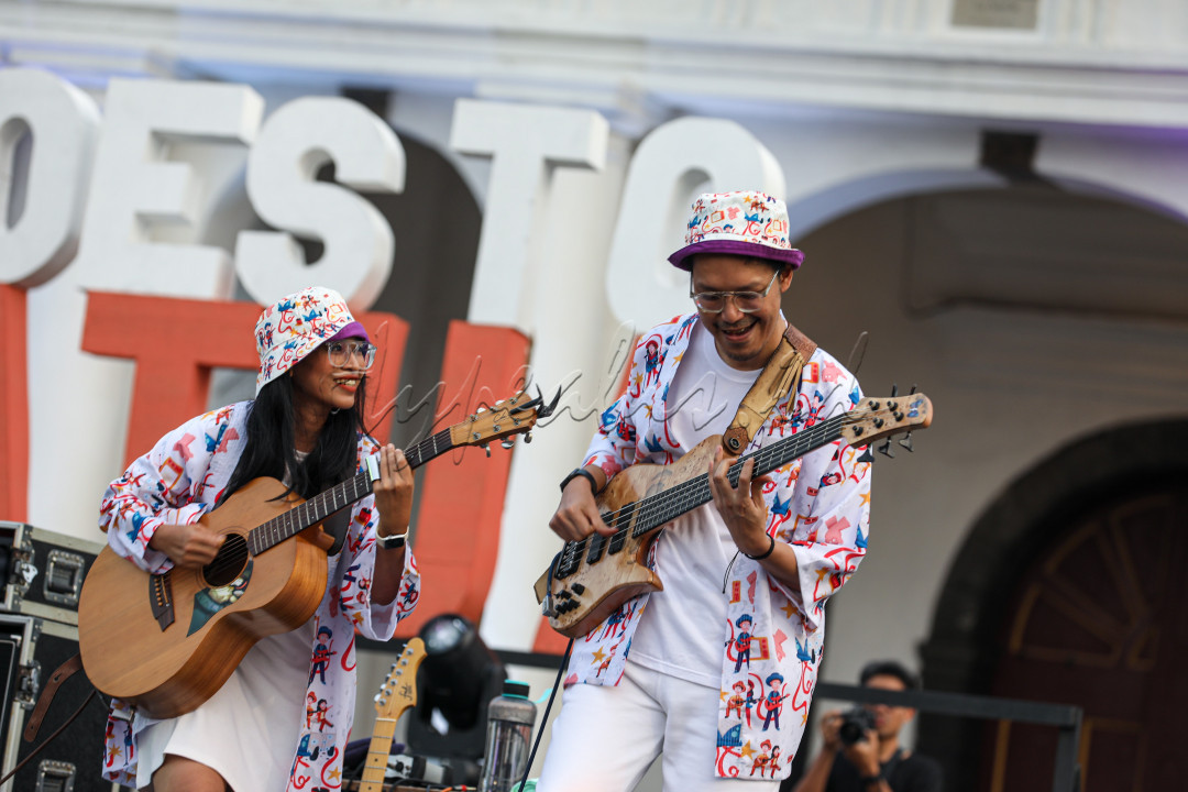<div>Kota tua kembali menggeliat seusai diterjang badai covid-19. Dimulai dengan selesai ya revitalisasi kawasan wisata Kotatua dan mulai digelarnya berbagai acara disini.</div>
<div> </div>