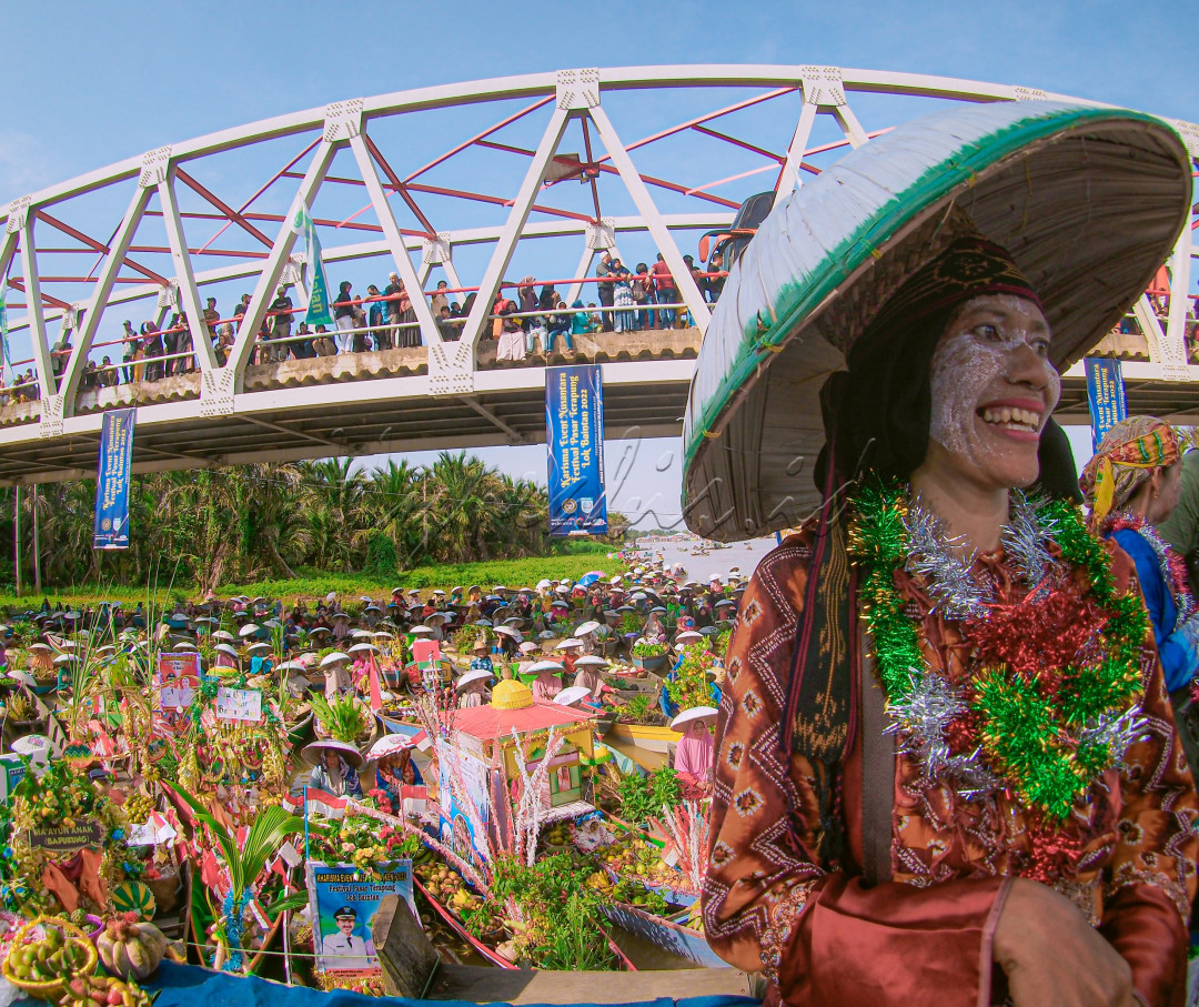 Festival yang diikuti sebanyak 500 lebih pedagang pasar terapung tersebut bertujuan untuk melestarikan budaya dan meningkatkan perekonomian masyarakat serta menjadi salah satu daftar Kharisma Event Nusantara 2022 di Kalimantan Selatan