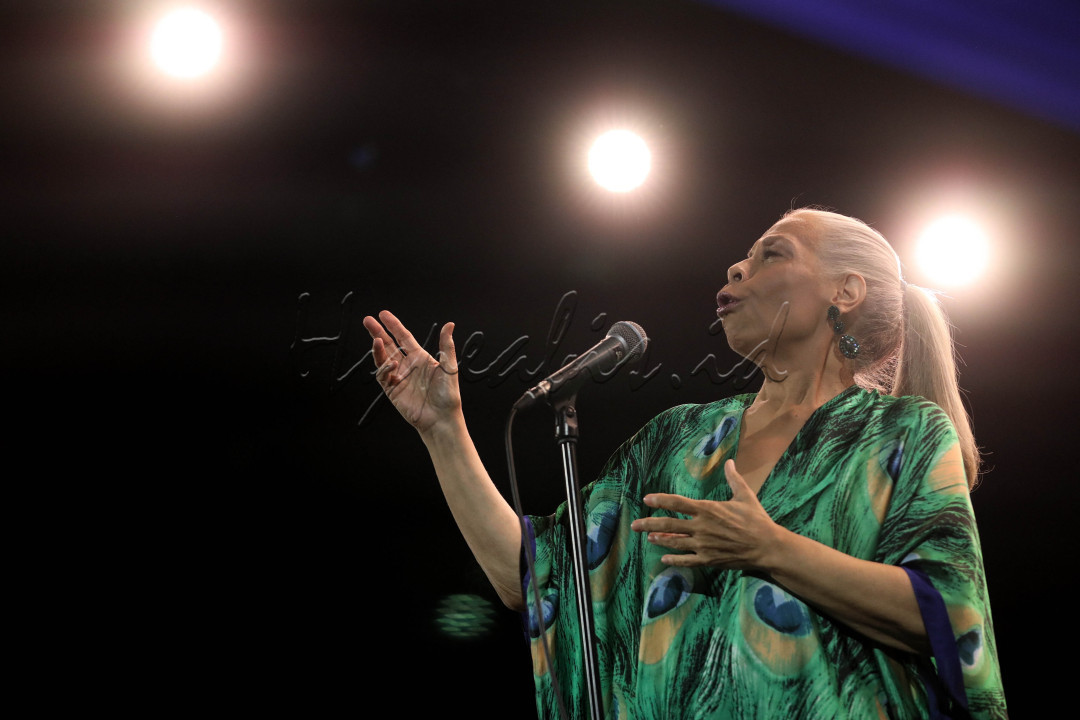 Penyanyi Patti Austin tampil pada hari kedua BNI Java Jazz Festival 2023 di JIExpo Kemayoran, Jakarta, Sabtu (3/6/2023).